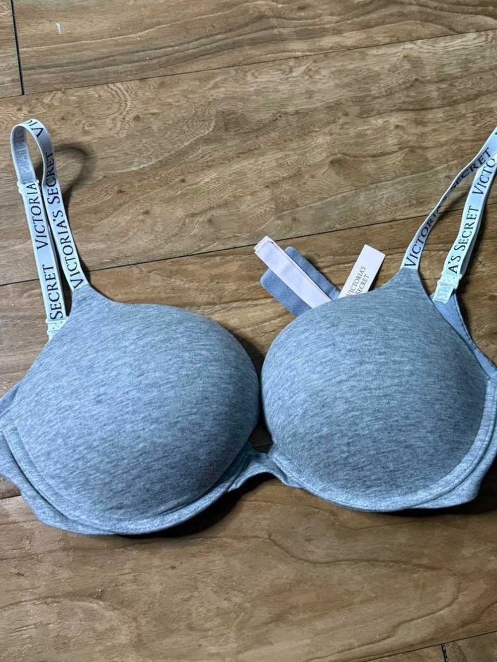 Victoria's Secret Light Heather Gray T-Shirt Bra